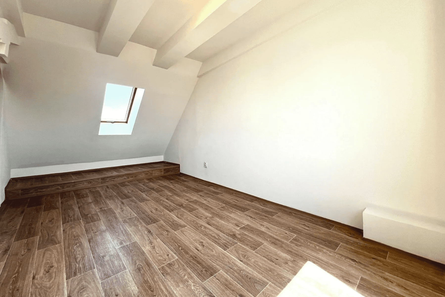 Pronájem bytu 2+1 66 m², Rejskova, Olomouc, Olomoucký kraj Pronájem bytu 2+1 66 m², Rejskova, Olomouc, Olomoucký kraj