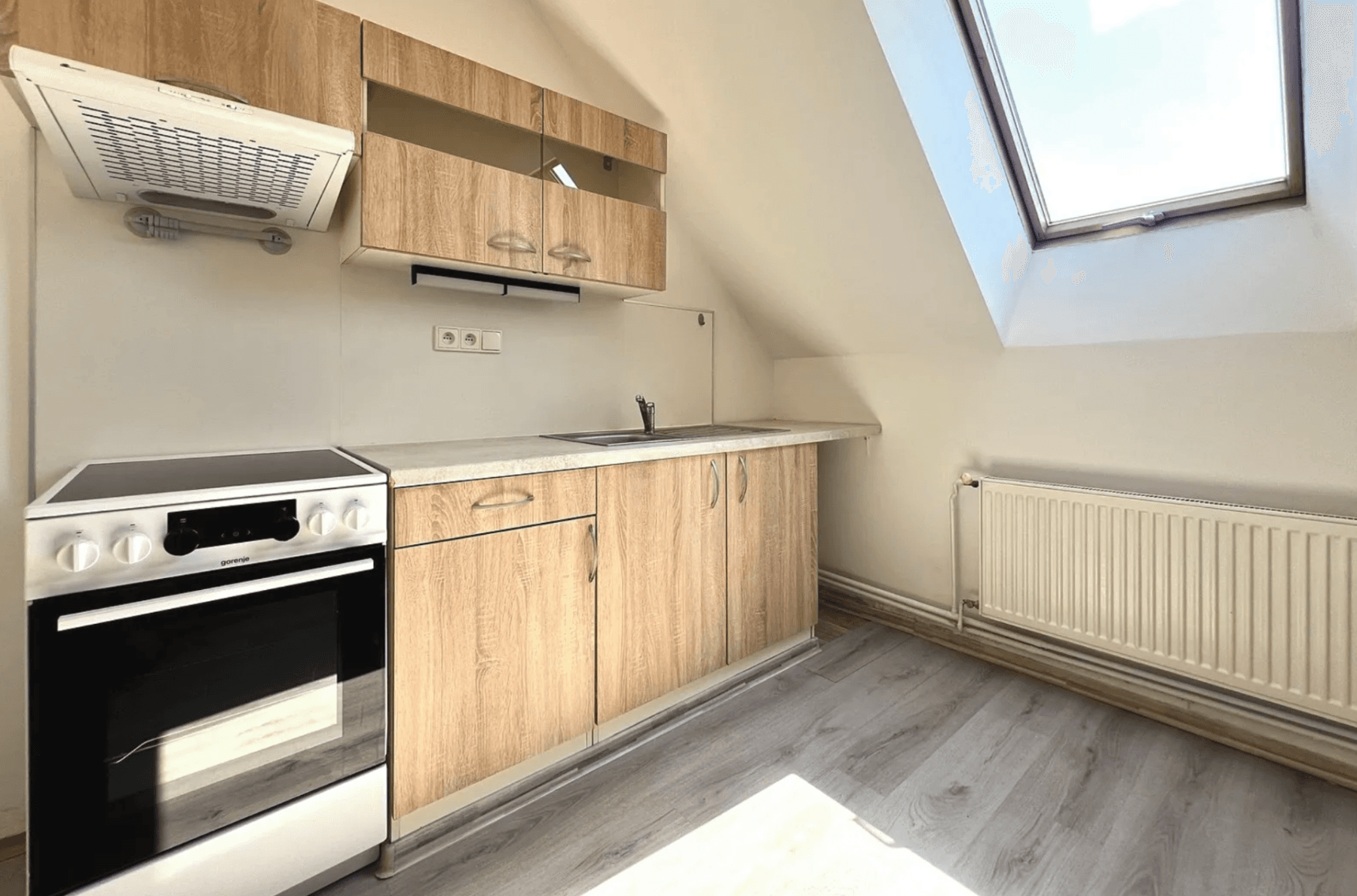 Pronájem bytu 2+1 66 m², Rejskova, Olomouc, Olomoucký kraj Pronájem bytu 2+1 66 m², Rejskova, Olomouc, Olomoucký kraj