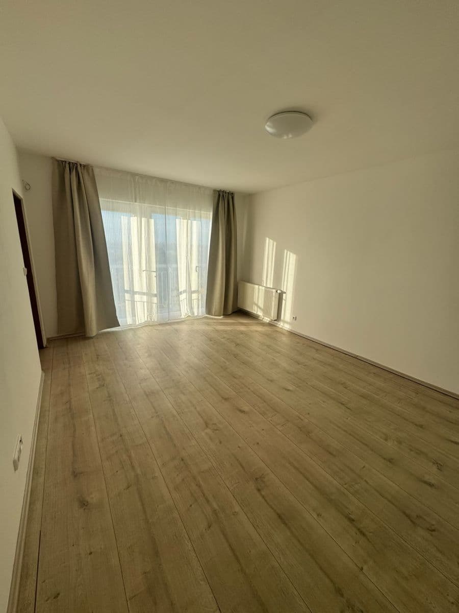 Pronájem bytu 2+kk 55 m², Nad Krocínkou, Praha, Praha Pronájem bytu 2+kk 55 m², Nad Krocínkou, Praha, Praha