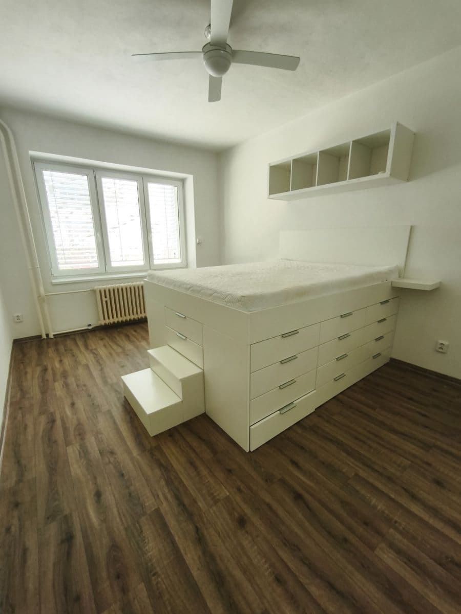 Pronájem bytu 3+1 70 m², Čápkova, Brno, Jihomoravský kraj Pronájem bytu 3+1 70 m², Čápkova, Brno, Jihomoravský kraj