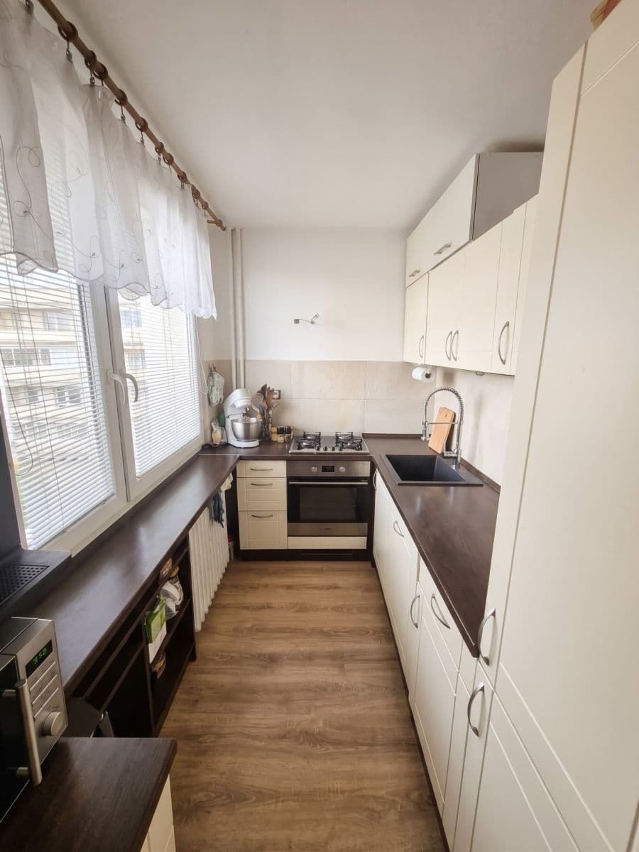 Prodej bytu 3+kk 66 m², Smetanovo nábřeží, Hradec Králové, Královéhradecký kraj Prodej bytu 3+kk 66 m², Smetanovo nábřeží, Hradec Králové, Královéhradecký kraj