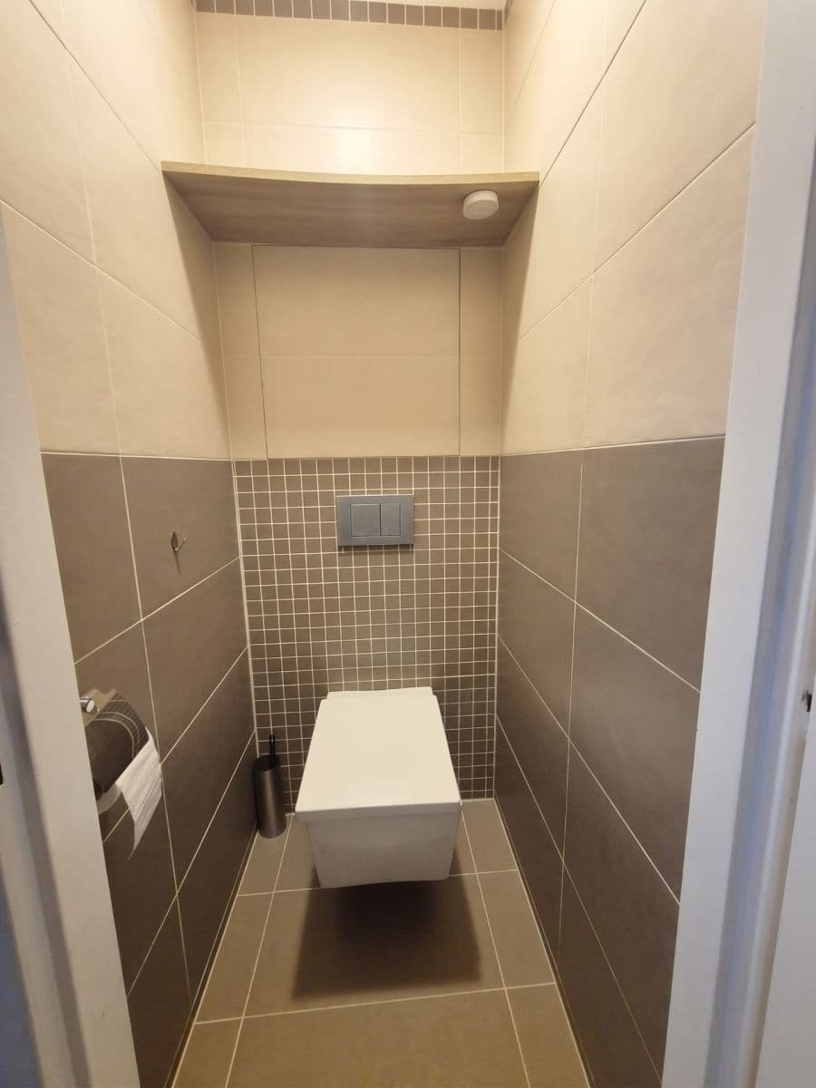 Prodej bytu 3+kk 66 m², Smetanovo nábřeží, Hradec Králové, Královéhradecký kraj Prodej bytu 3+kk 66 m², Smetanovo nábřeží, Hradec Králové, Královéhradecký kraj