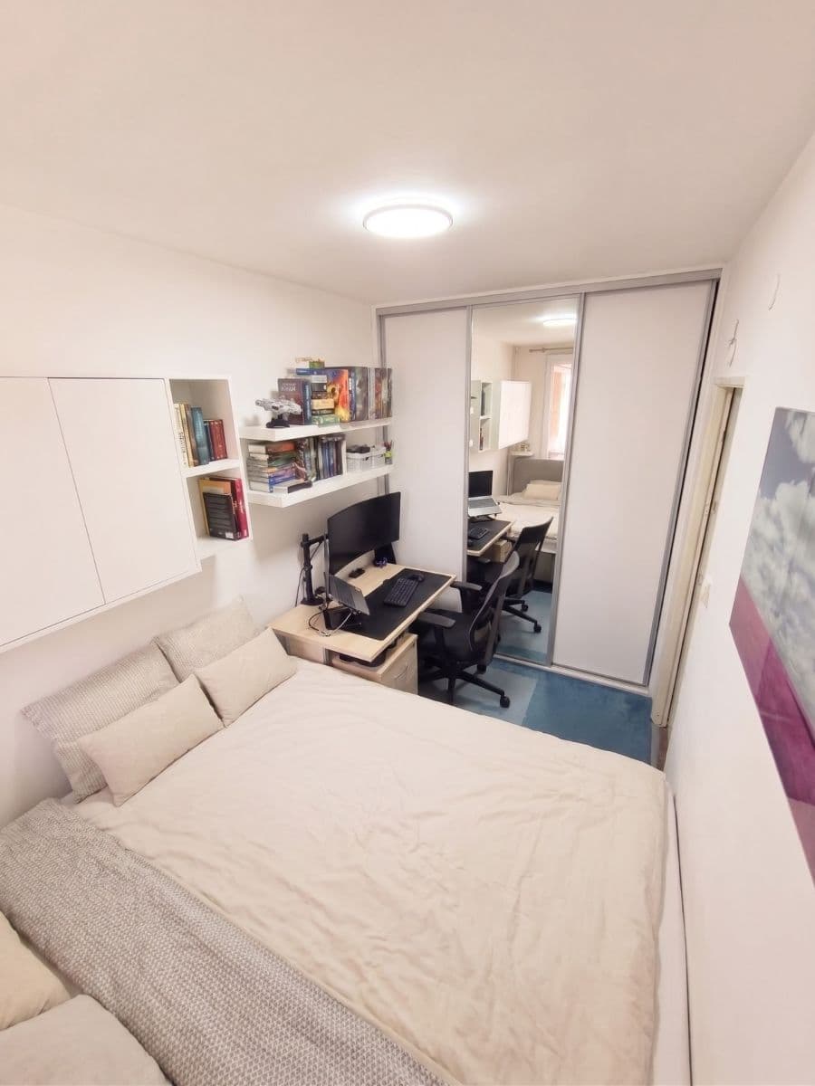 Prodej bytu 3+kk 66 m², Smetanovo nábřeží, Hradec Králové, Královéhradecký kraj Prodej bytu 3+kk 66 m², Smetanovo nábřeží, Hradec Králové, Královéhradecký kraj