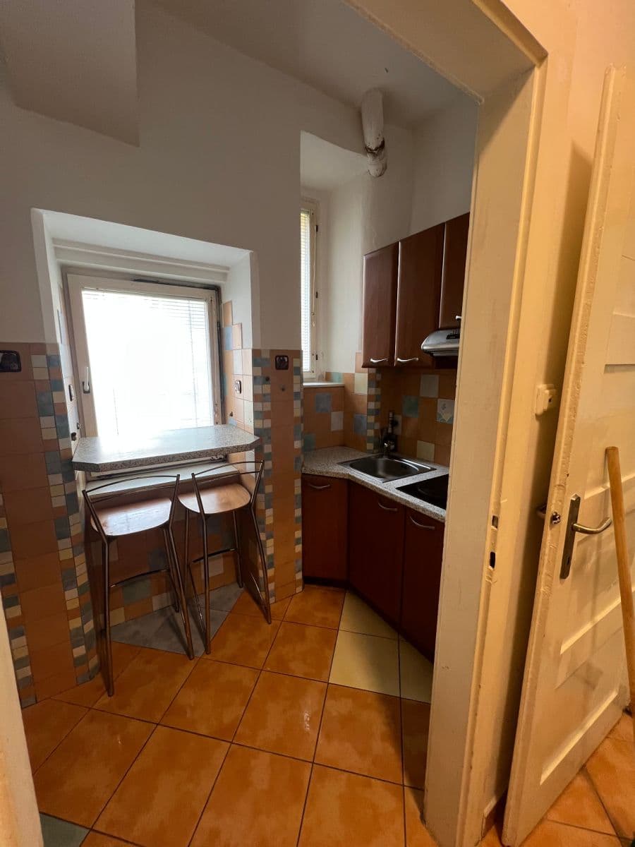 Pronájem bytu 2+1 37 m², Jaurisova, Praha, Praha Pronájem bytu 2+1 37 m², Jaurisova, Praha, Praha