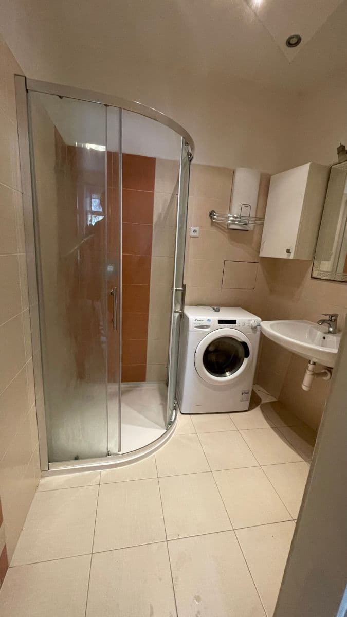 Pronájem bytu 2+1 37 m², Jaurisova, Praha, Praha Pronájem bytu 2+1 37 m², Jaurisova, Praha, Praha