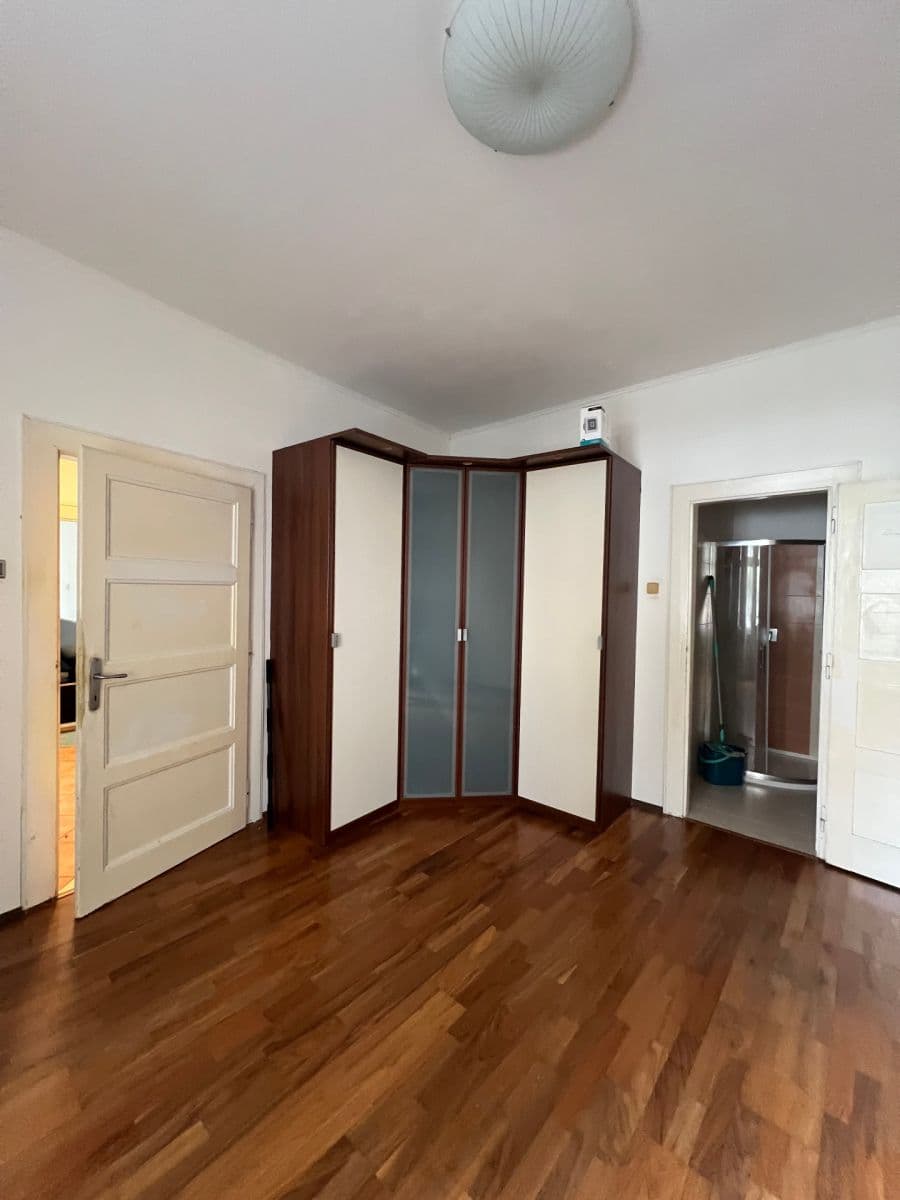 Pronájem bytu 2+1 37 m², Jaurisova, Praha, Praha Pronájem bytu 2+1 37 m², Jaurisova, Praha, Praha