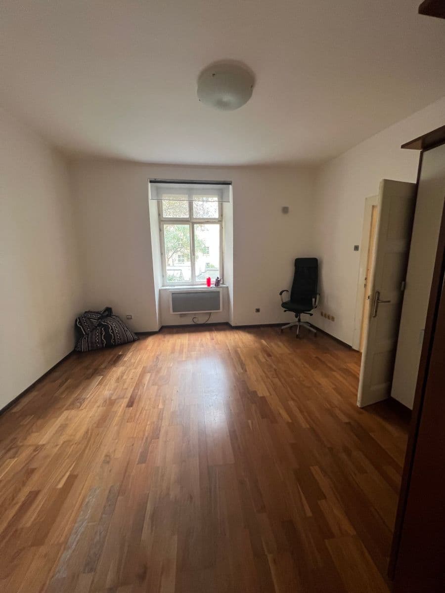 Pronájem bytu 2+1 37 m², Jaurisova, Praha, Praha Pronájem bytu 2+1 37 m², Jaurisova, Praha, Praha