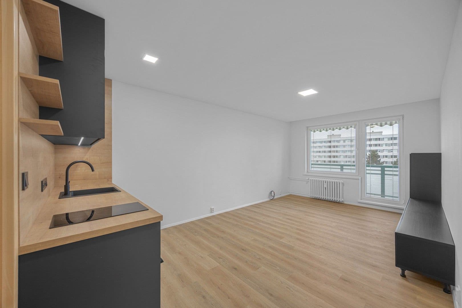 Pronájem bytu 1+kk 30 m², Česákova, Praha, Praha Pronájem bytu 1+kk 30 m², Česákova, Praha, Praha