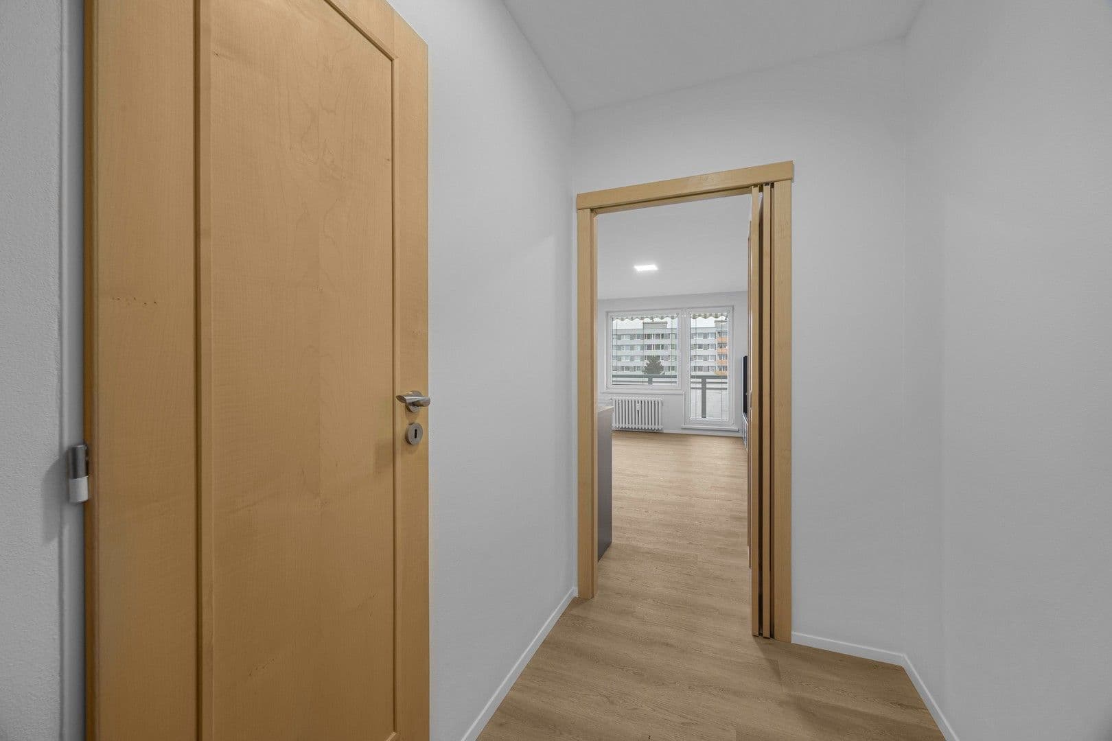 Pronájem bytu 1+kk 30 m², Česákova, Praha, Praha Pronájem bytu 1+kk 30 m², Česákova, Praha, Praha