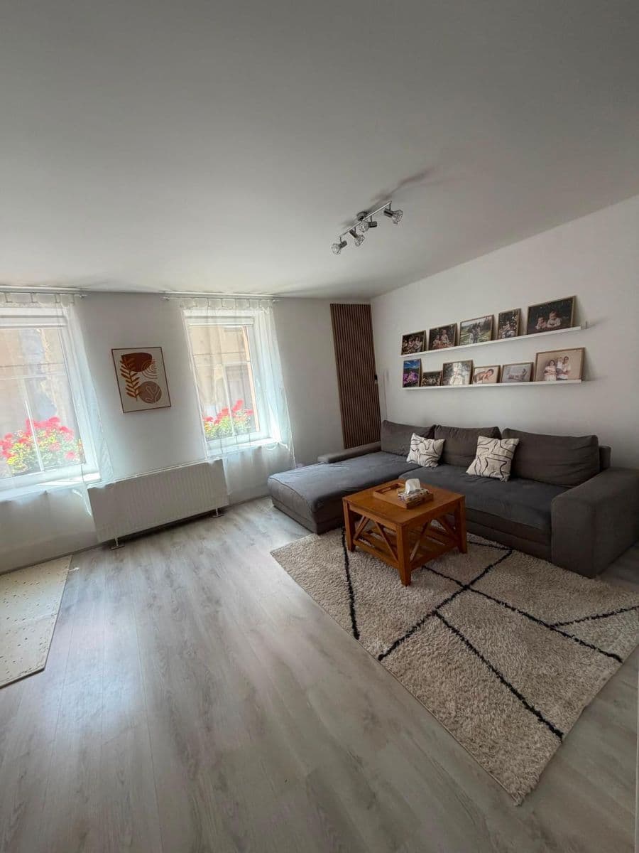 Prodej bytu 3+kk 107 m², Tovární, Hrádek nad Nisou, Liberecký kraj Prodej bytu 3+kk 107 m², Tovární, Hrádek nad Nisou, Liberecký kraj