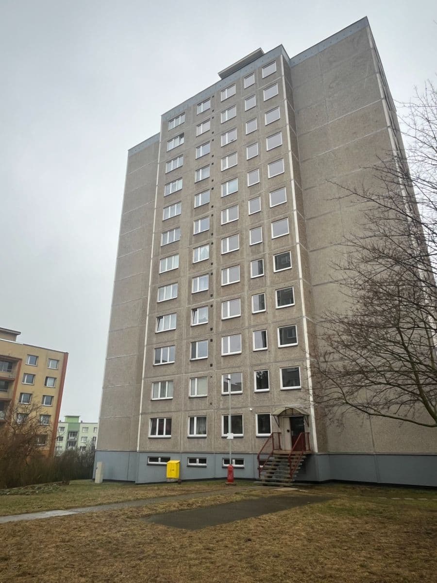 Prodej bytu 1+kk 34 m², Šrámkova, Ústí nad Labem, Ústecký kraj Prodej bytu 1+kk 34 m², Šrámkova, Ústí nad Labem, Ústecký kraj
