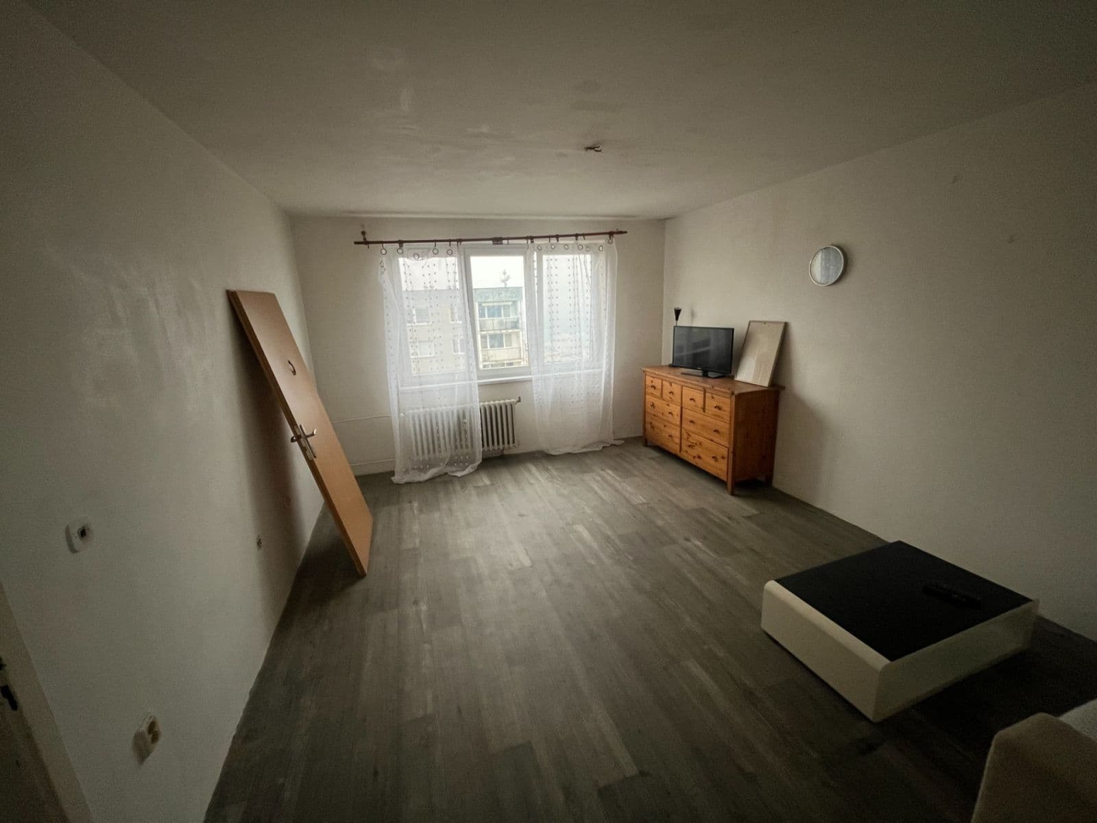 Prodej bytu 1+kk 34 m², Šrámkova, Ústí nad Labem, Ústecký kraj Prodej bytu 1+kk 34 m², Šrámkova, Ústí nad Labem, Ústecký kraj