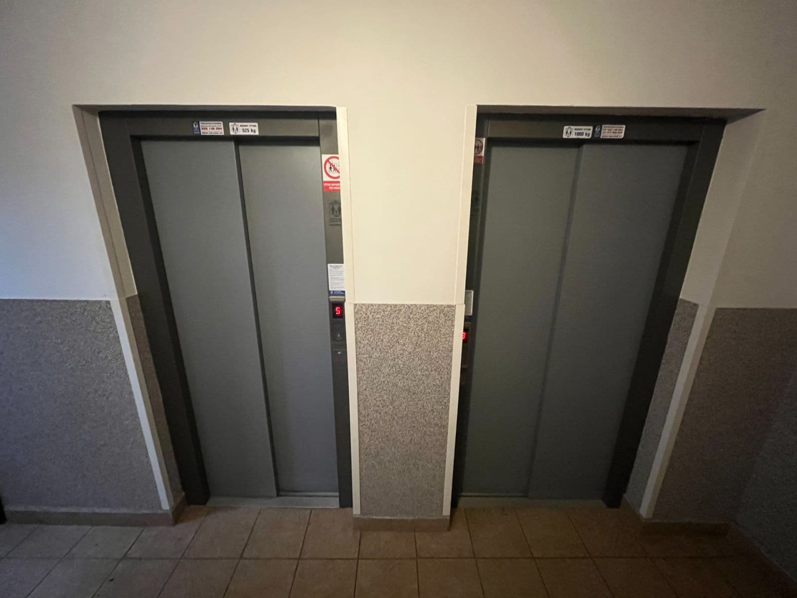 Prodej bytu 1+kk 34 m², Šrámkova, Ústí nad Labem, Ústecký kraj Prodej bytu 1+kk 34 m², Šrámkova, Ústí nad Labem, Ústecký kraj