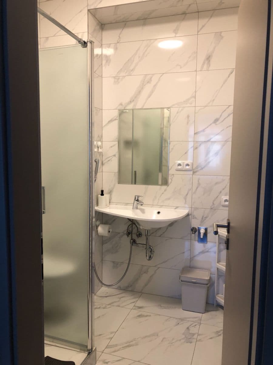 Pronájem bytu Garsoniéra 34 m², Bělohorská, Praha, Praha Pronájem bytu Garsoniéra 34 m², Bělohorská, Praha, Praha