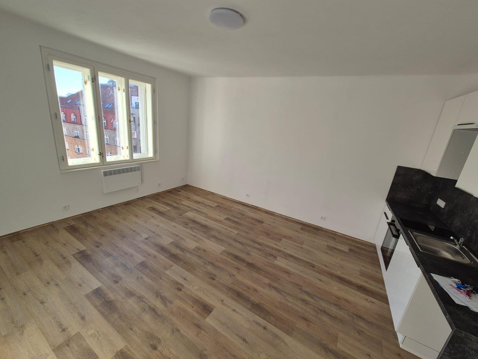 Pronájem bytu 1+kk 32 m², Žitomírská, Praha, Praha Pronájem bytu 1+kk 32 m², Žitomírská, Praha, Praha