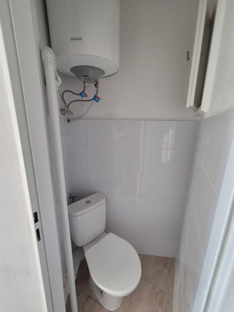 Pronájem bytu 1+kk 32 m², Žitomírská, Praha, Praha Pronájem bytu 1+kk 32 m², Žitomírská, Praha, Praha