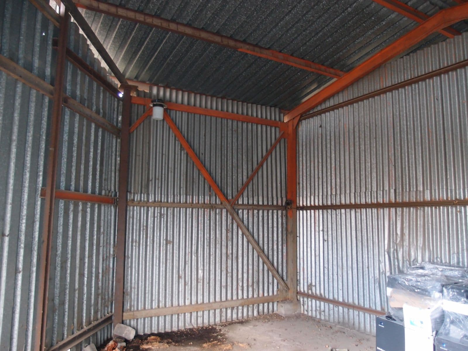 Prodej nebytového prostoru 1.179 m², Tovární, Králův Dvůr, Středočeský kraj Prodej nebytového prostoru 1.179 m², Tovární, Králův Dvůr, Středočeský kraj