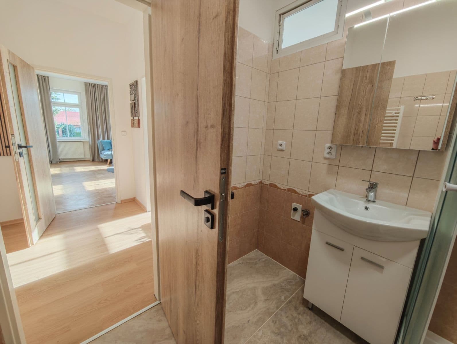 Prodej bytu 2+1 63 m², 1. máje, Hrádek nad Nisou, Liberecký kraj Prodej bytu 2+1 63 m², 1. máje, Hrádek nad Nisou, Liberecký kraj