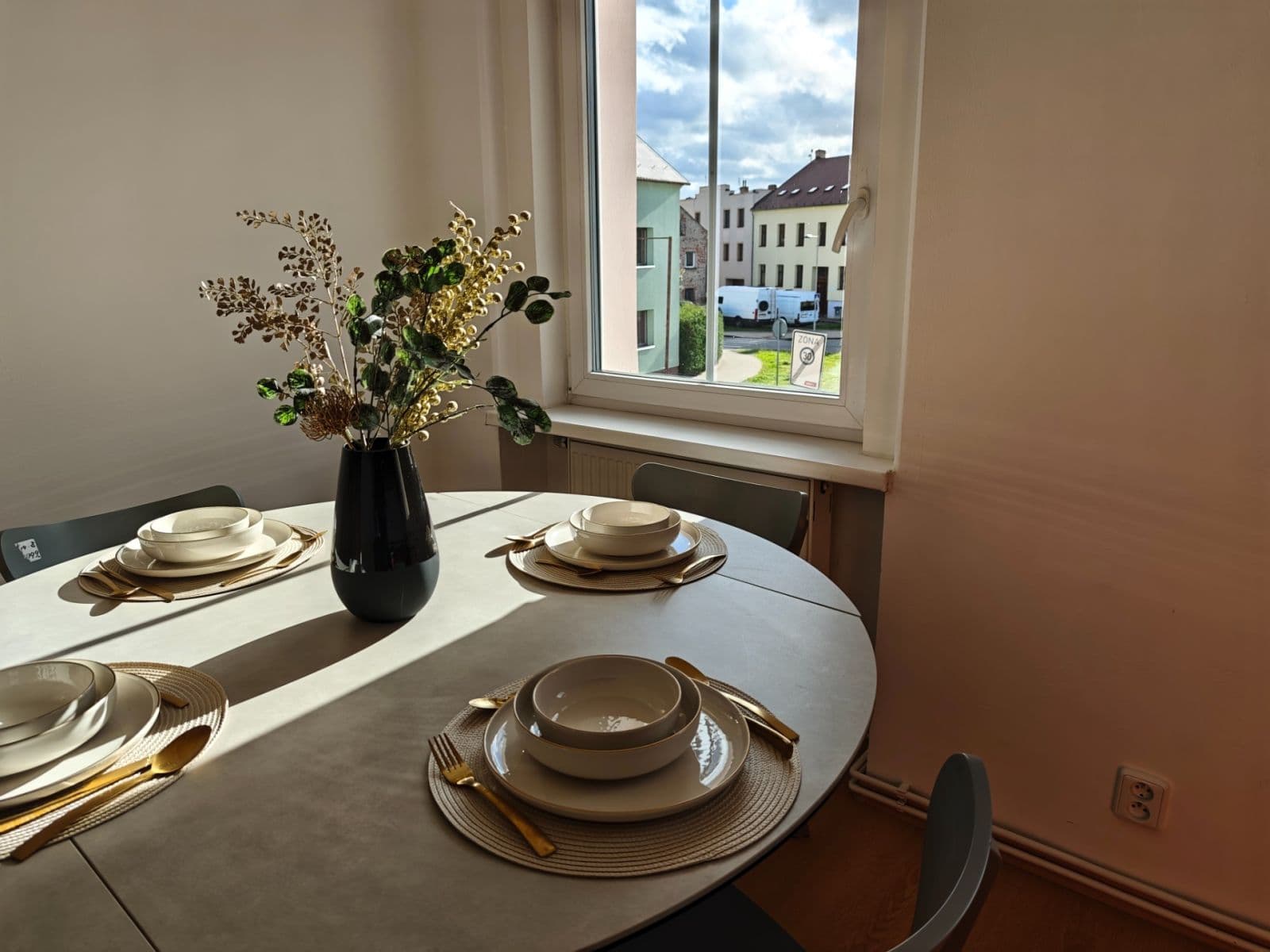Prodej bytu 2+1 63 m², 1. máje, Hrádek nad Nisou, Liberecký kraj Prodej bytu 2+1 63 m², 1. máje, Hrádek nad Nisou, Liberecký kraj