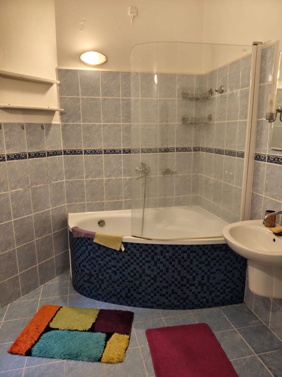 Pronájem bytu 2+kk 63 m², Puškinovo náměstí, Praha, Praha Pronájem bytu 2+kk 63 m², Puškinovo náměstí, Praha, Praha