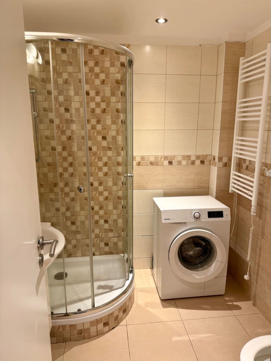 Pronájem bytu 2+kk 54 m², Na Veselí, Praha, Praha Pronájem bytu 2+kk 54 m², Na Veselí, Praha, Praha