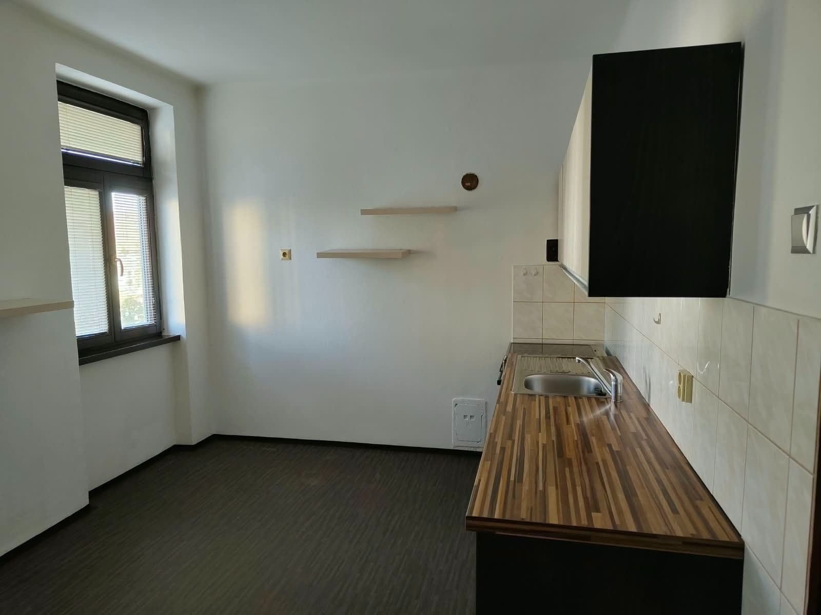 Pronájem bytu 1+1 52 m², Komenského, Písek, Jihočeský kraj Pronájem bytu 1+1 52 m², Komenského, Písek, Jihočeský kraj