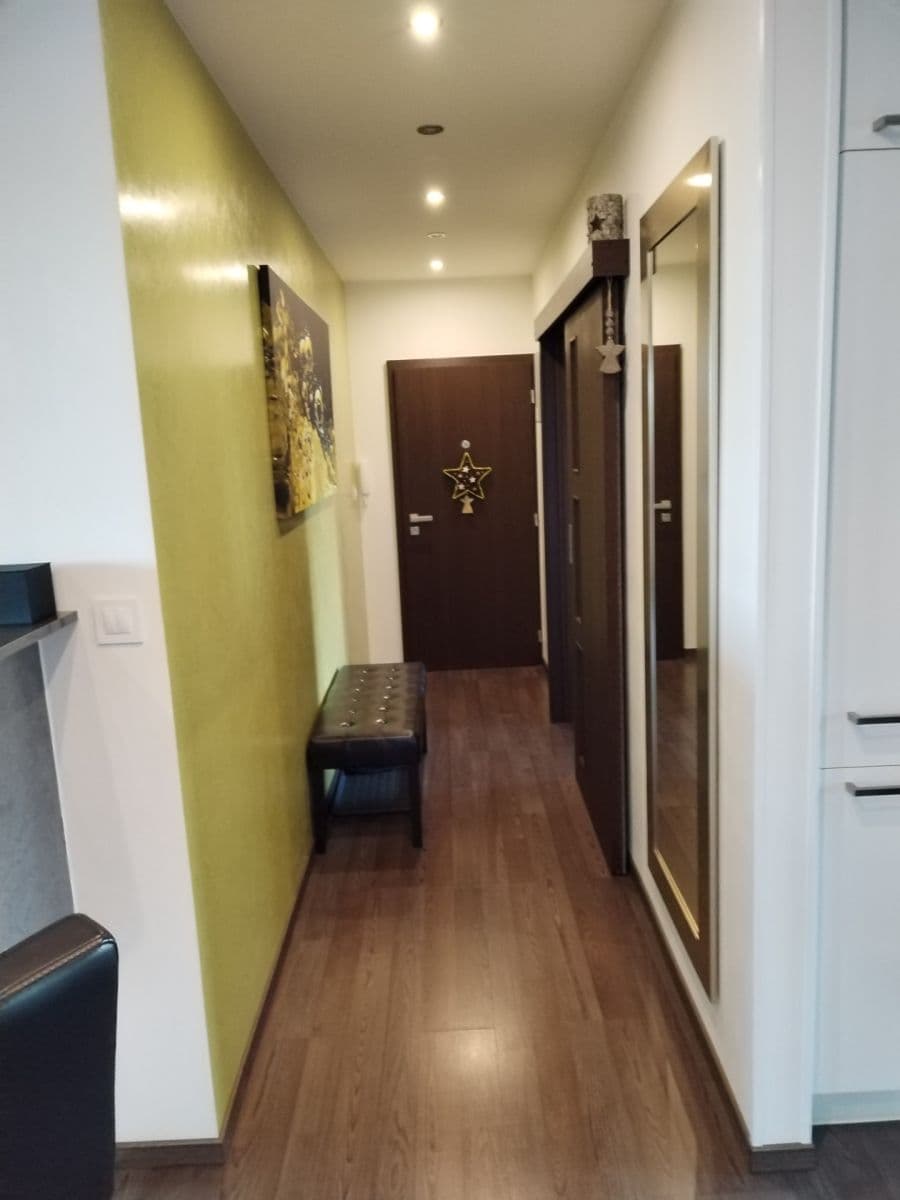 Pronájem bytu 3+kk 72 m², Rýmařovská, Bruntál, Moravskoslezský kraj Pronájem bytu 3+kk 72 m², Rýmařovská, Bruntál, Moravskoslezský kraj