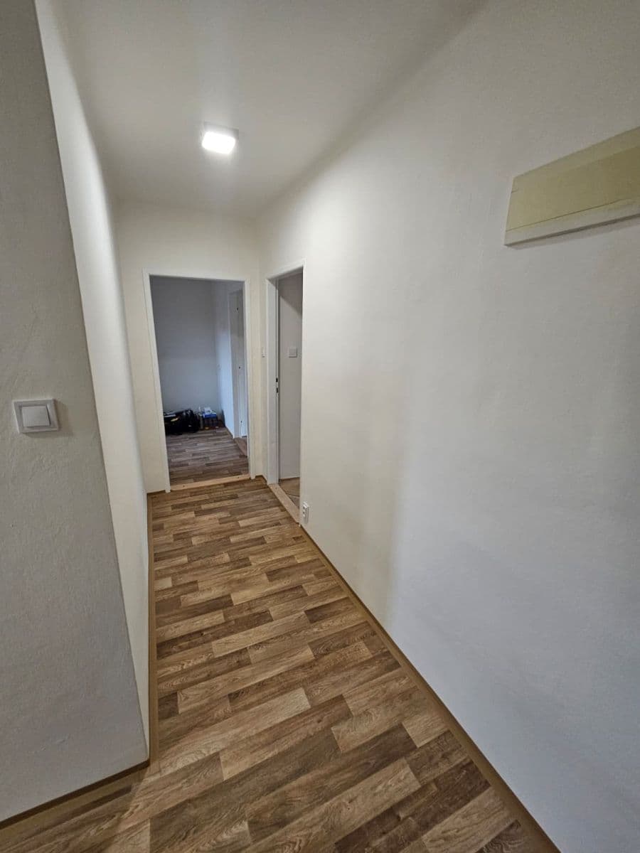 Pronájem bytu 2+1 55 m², Houdova, Praha, Praha Pronájem bytu 2+1 55 m², Houdova, Praha, Praha
