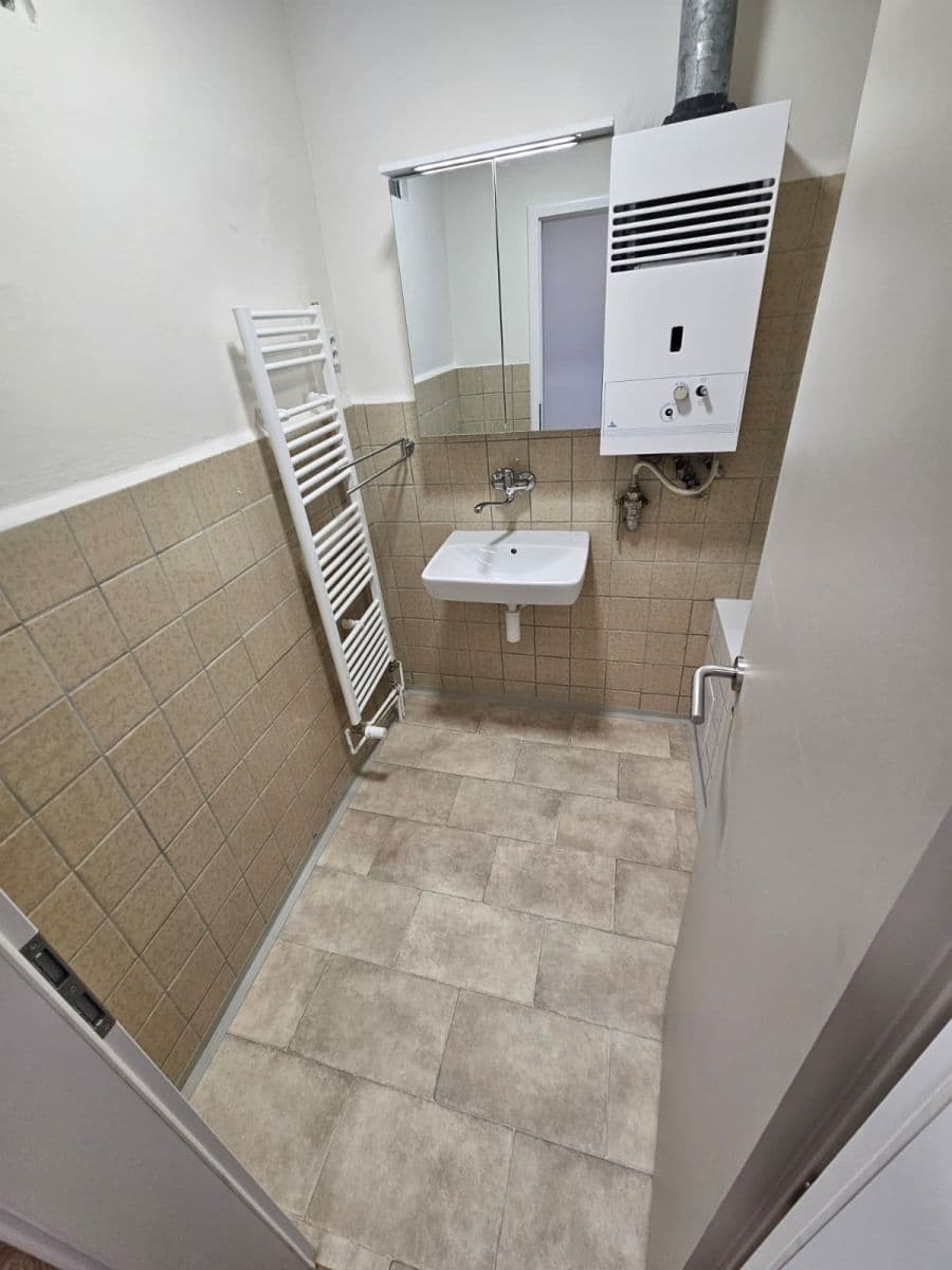 Pronájem bytu 2+1 55 m², Houdova, Praha, Praha Pronájem bytu 2+1 55 m², Houdova, Praha, Praha