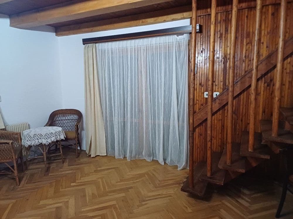 Pronájem domu 93 m², pozemek 900 m², K Lomu, Dobřichovice, Středočeský kraj Pronájem domu 93 m², pozemek 900 m², K Lomu, Dobřichovice, Středočeský kraj