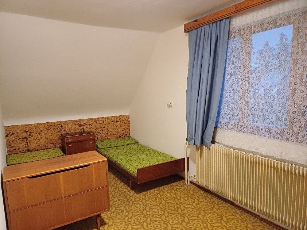 Pronájem domu 93 m², pozemek 900 m², K Lomu, Dobřichovice, Středočeský kraj Pronájem domu 93 m², pozemek 900 m², K Lomu, Dobřichovice, Středočeský kraj