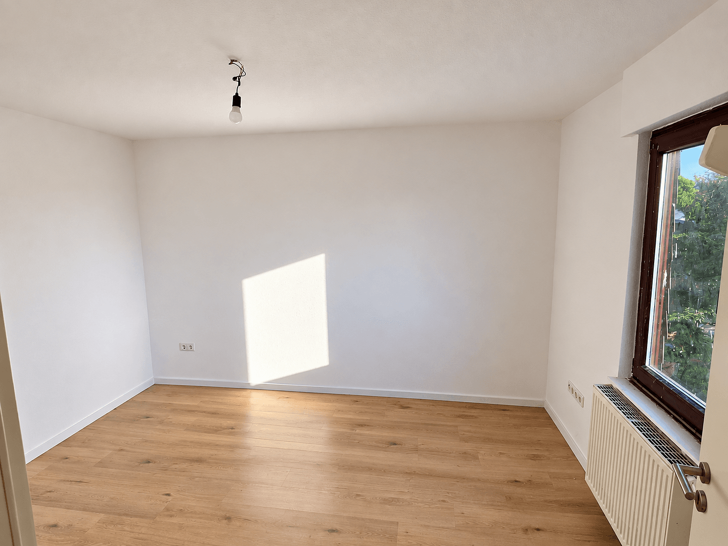 Pronájem domu 143 m², pozemek 1.136 m², Bindweider Straße 5, Malberg, Porýní-Falc Pronájem domu 143 m², pozemek 1.136 m², Bindweider Straße 5, Malberg, Porýní-Falc
