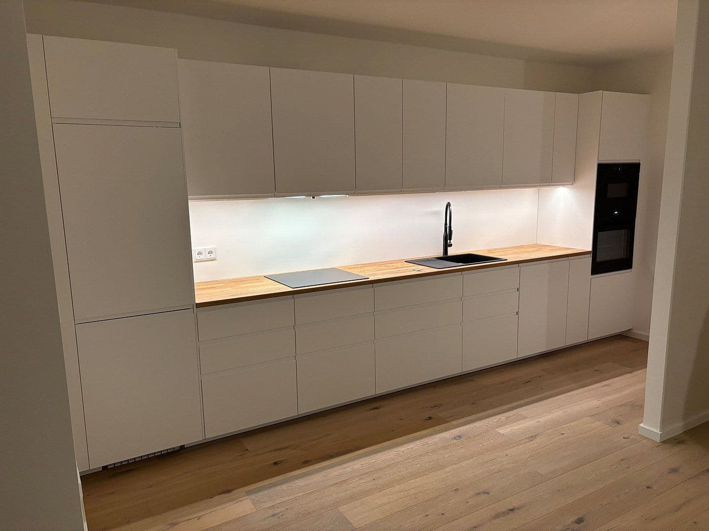 Prodej bytu 4+1 105 m², Teltow, Braniborsko Prodej bytu 4+1 105 m², Teltow, Braniborsko