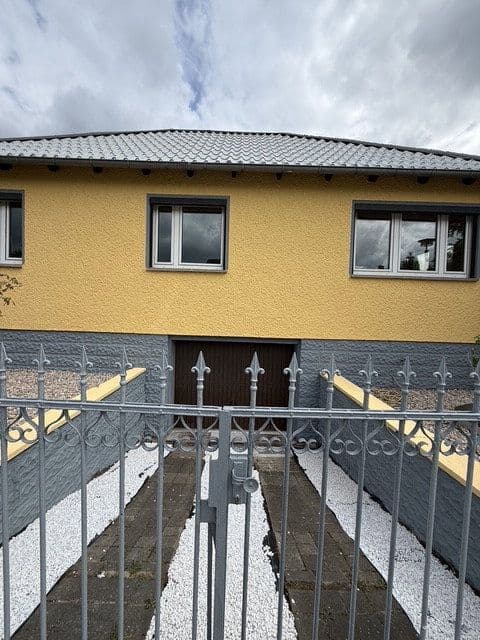Pronájem domu 115 m², pozemek 450 m², Berlin, Berlín Pronájem domu 115 m², pozemek 450 m², Berlin, Berlín