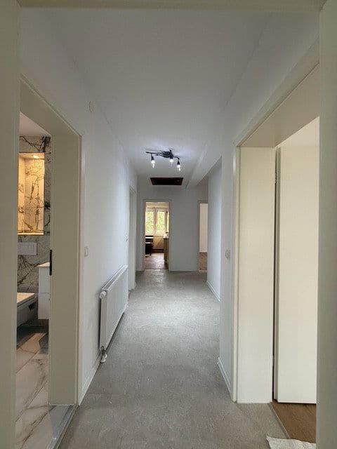 Pronájem domu 115 m², pozemek 450 m², Berlin, Berlín Pronájem domu 115 m², pozemek 450 m², Berlin, Berlín