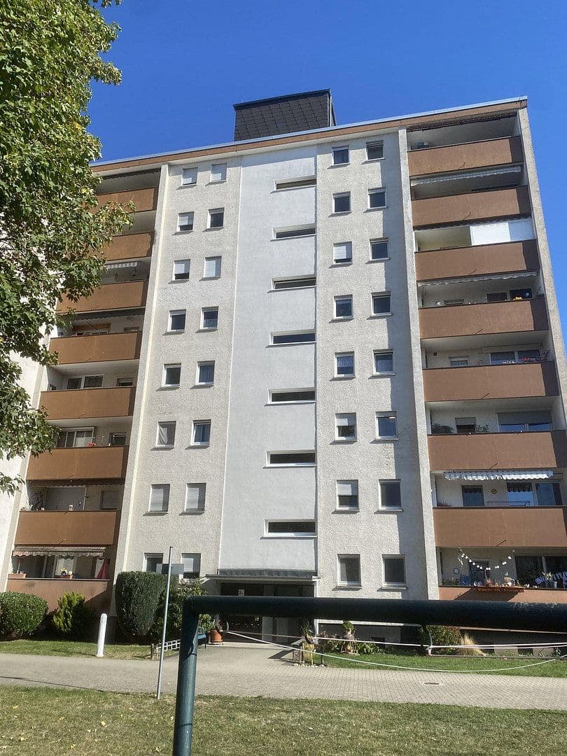 Prodej bytu 4+1 92 m², Varangevillerstr. 2a, Bruchköbel, Hessen Prodej bytu 4+1 92 m², Varangevillerstr. 2a, Bruchköbel, Hessen
