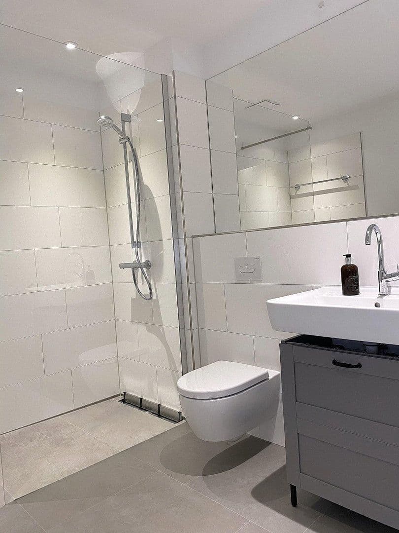 Pronájem bytu 2+kk 58 m², Berlin, Berlín Pronájem bytu 2+kk 58 m², Berlin, Berlín