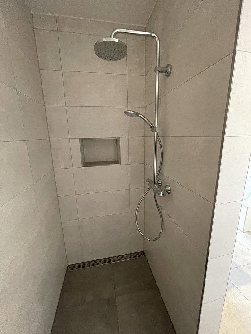 Pronájem domu 134 m², pozemek 361 m², Langfeldstraße 11a, Neunkirchen am Brand, Bavorsko Pronájem domu 134 m², pozemek 361 m², Langfeldstraße 11a, Neunkirchen am Brand, Bavorsko