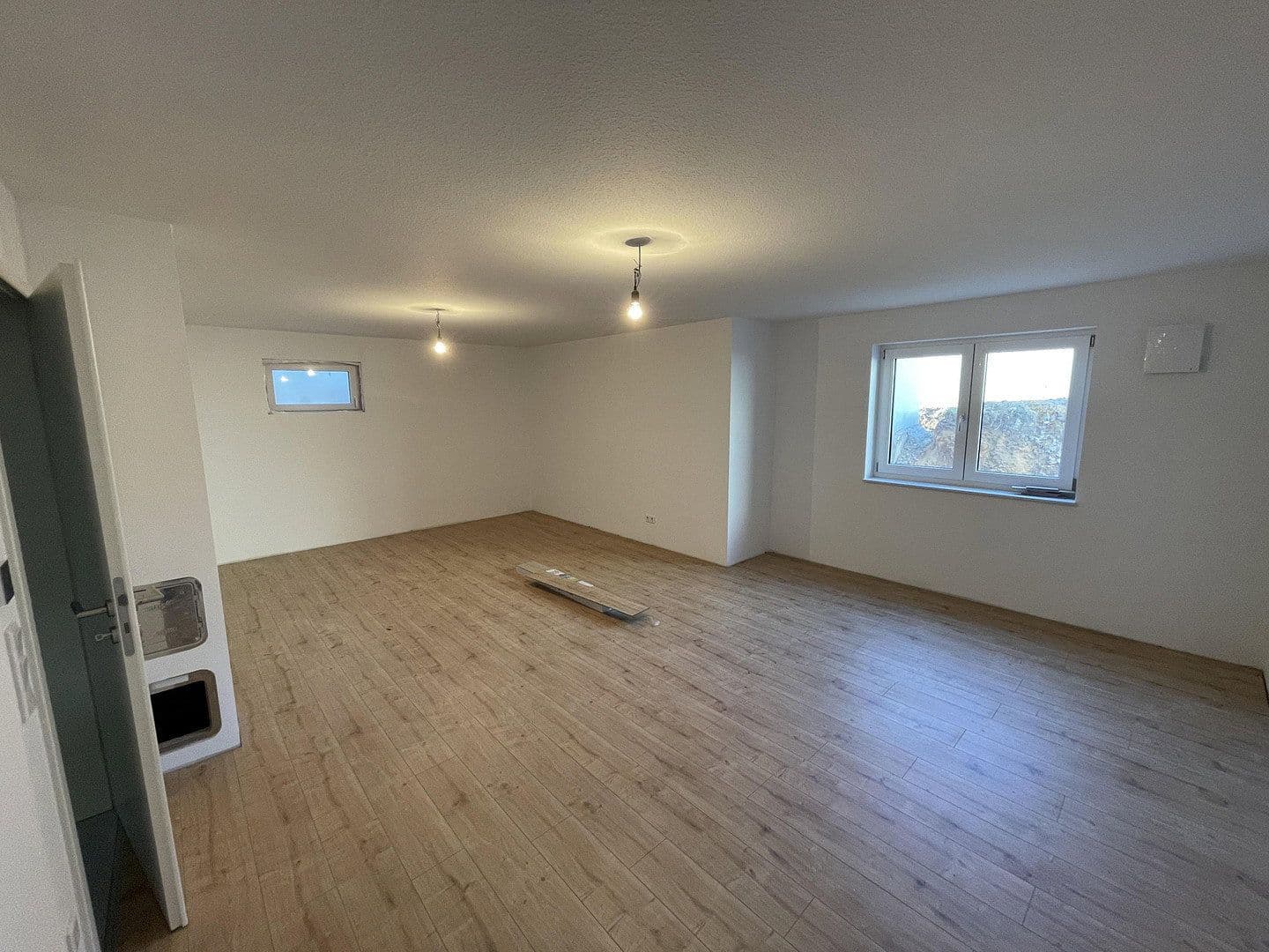 Pronájem domu 134 m², pozemek 361 m², Langfeldstraße 11a, Neunkirchen am Brand, Bavorsko Pronájem domu 134 m², pozemek 361 m², Langfeldstraße 11a, Neunkirchen am Brand, Bavorsko