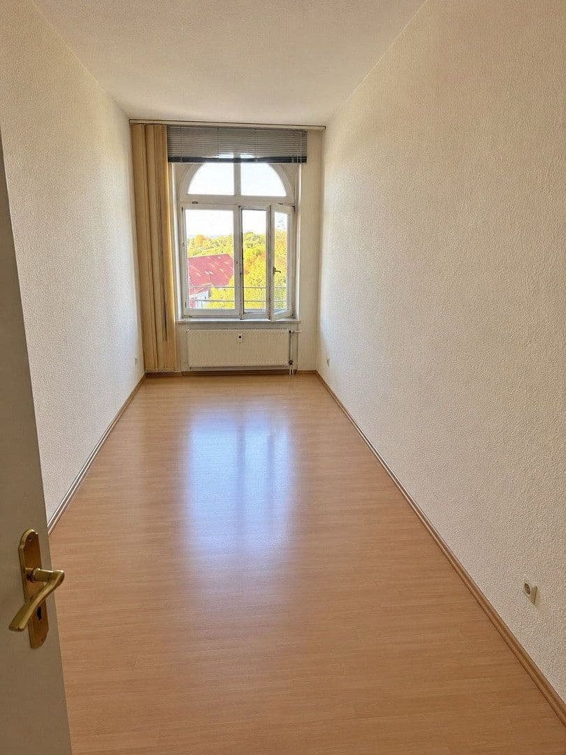 Pronájem bytu 3+1 79 m², Hoffmannstraße 30, Chemnitz, Sasko Pronájem bytu 3+1 79 m², Hoffmannstraße 30, Chemnitz, Sasko