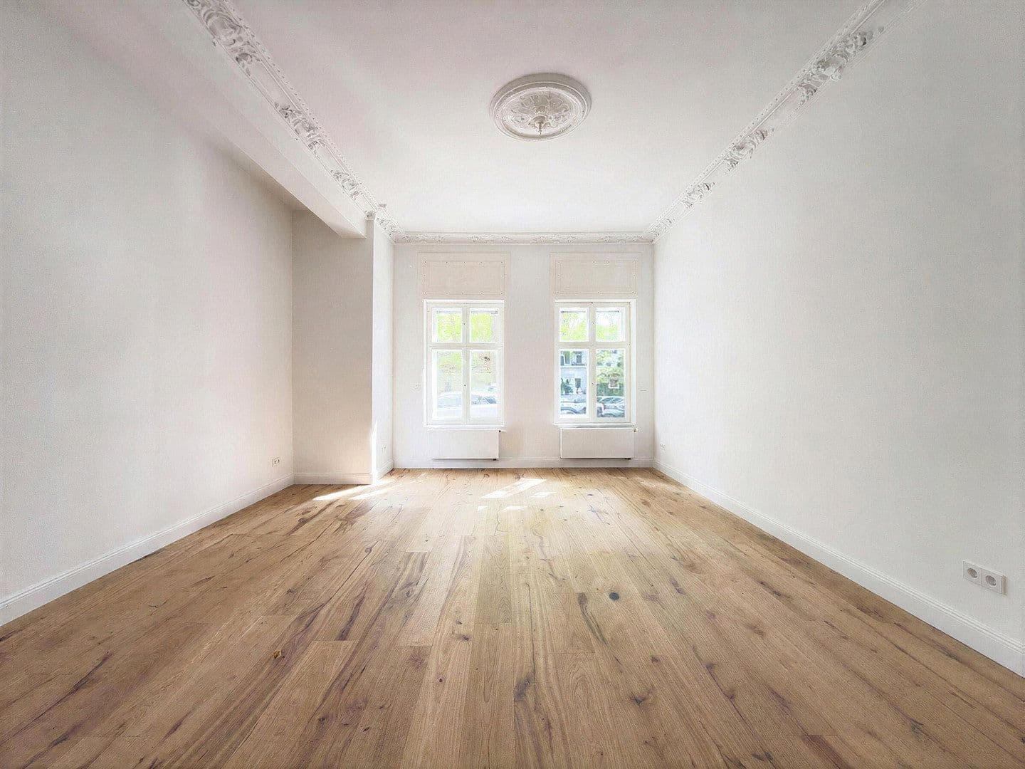 Prodej bytu 4+1 138 m², Rönnestraße 4, Berlin, Berlín Prodej bytu 4+1 138 m², Rönnestraße 4, Berlin, Berlín