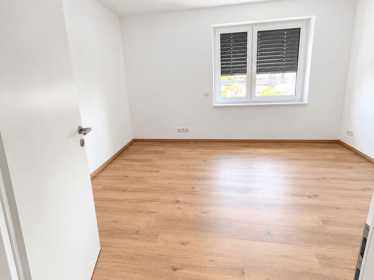 Pronájem domu 128 m², pozemek 180 m², Isernhagen, Dolní Sasko Pronájem domu 128 m², pozemek 180 m², Isernhagen, Dolní Sasko