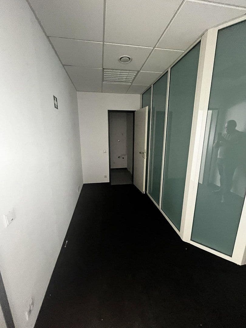 Pronájem kanceláře 105 m², Hauptstr. 15-21, Frechen, Severní Porýní-Vestfálsko Pronájem kanceláře 105 m², Hauptstr. 15-21, Frechen, Severní Porýní-Vestfálsko
