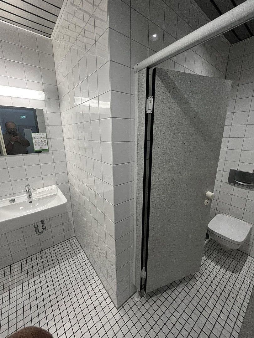 Pronájem kanceláře 105 m², Hauptstr. 15-21, Frechen, Severní Porýní-Vestfálsko Pronájem kanceláře 105 m², Hauptstr. 15-21, Frechen, Severní Porýní-Vestfálsko