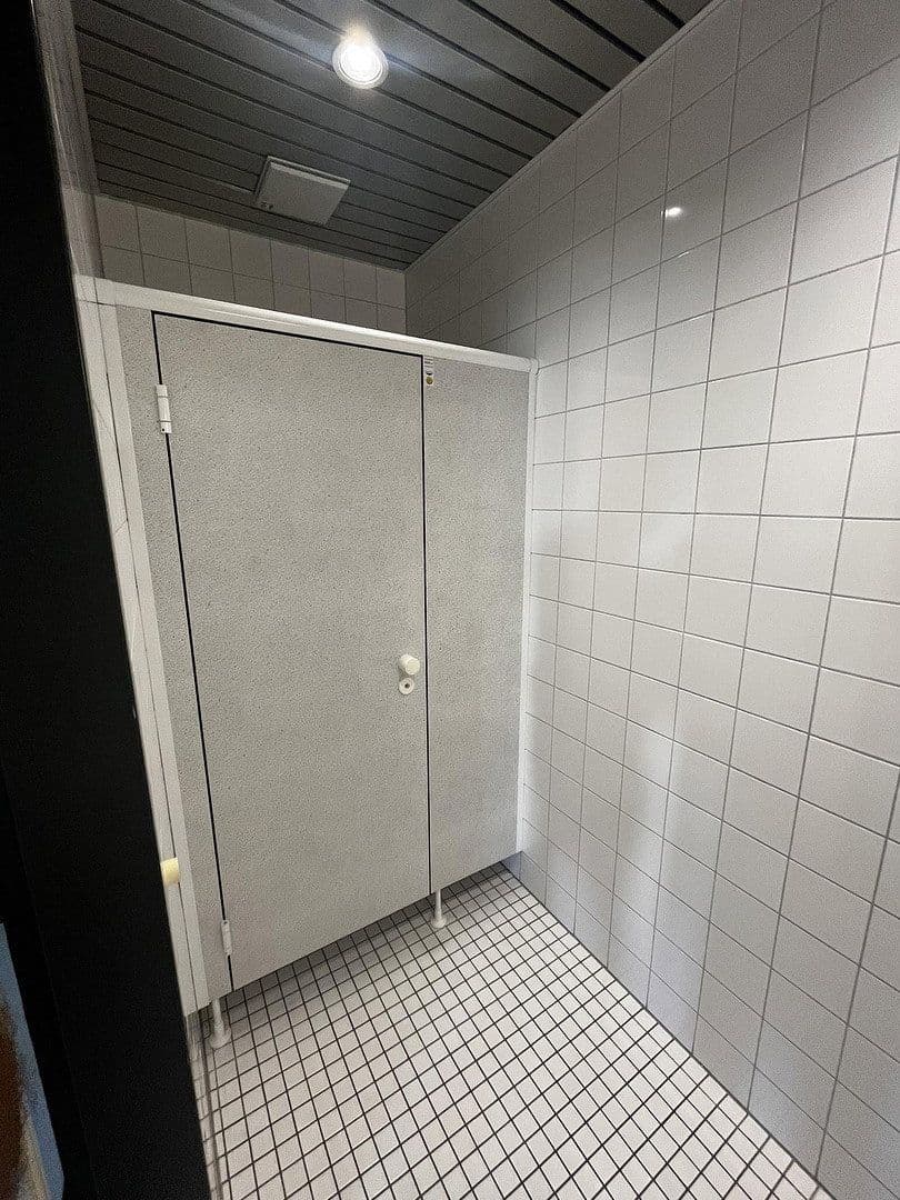 Pronájem kanceláře 105 m², Hauptstr. 15-21, Frechen, Severní Porýní-Vestfálsko Pronájem kanceláře 105 m², Hauptstr. 15-21, Frechen, Severní Porýní-Vestfálsko