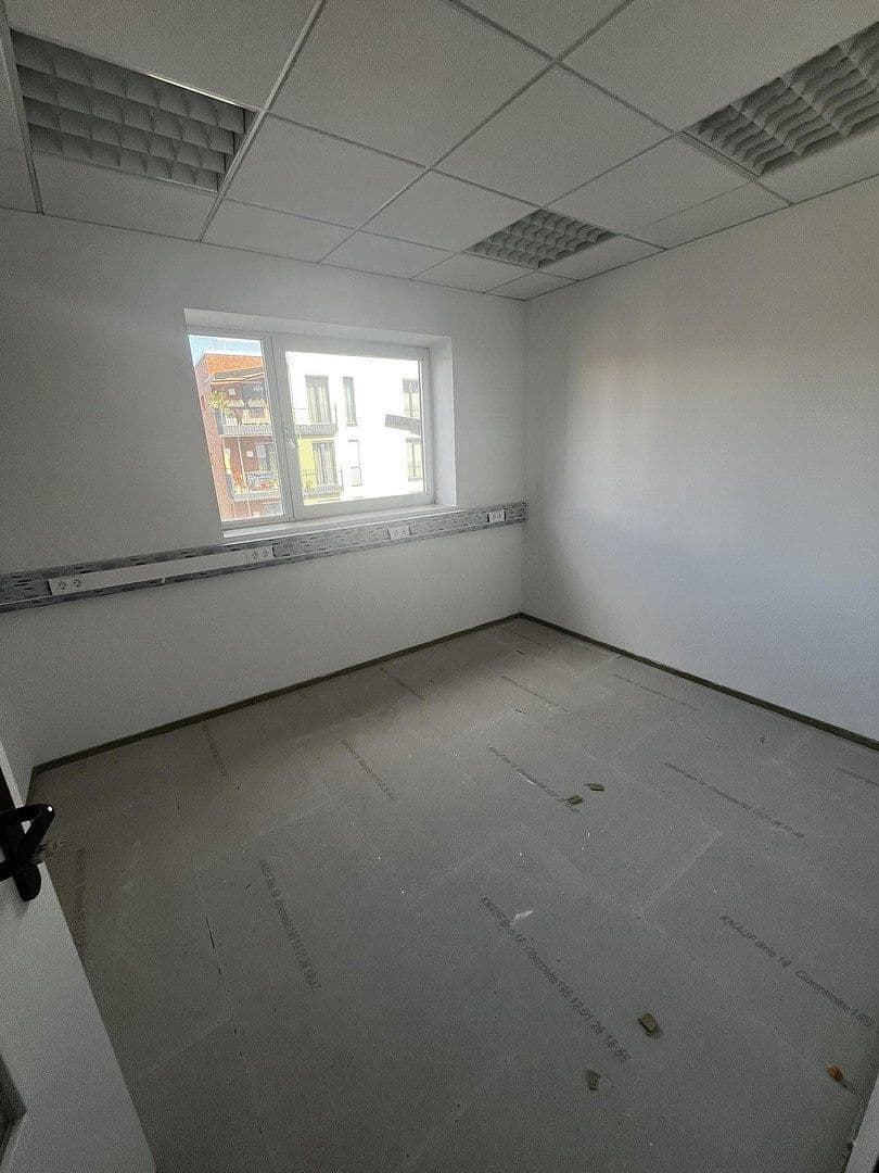 Pronájem kanceláře 105 m², Hauptstr. 15-21, Frechen, Severní Porýní-Vestfálsko Pronájem kanceláře 105 m², Hauptstr. 15-21, Frechen, Severní Porýní-Vestfálsko