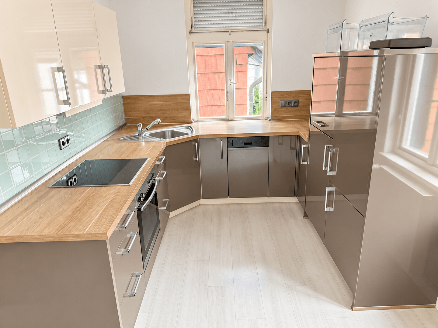 Pronájem bytu 1+1 50 m², Marktstraße 17, Wolfsburg, Dolní Sasko Pronájem bytu 1+1 50 m², Marktstraße 17, Wolfsburg, Dolní Sasko