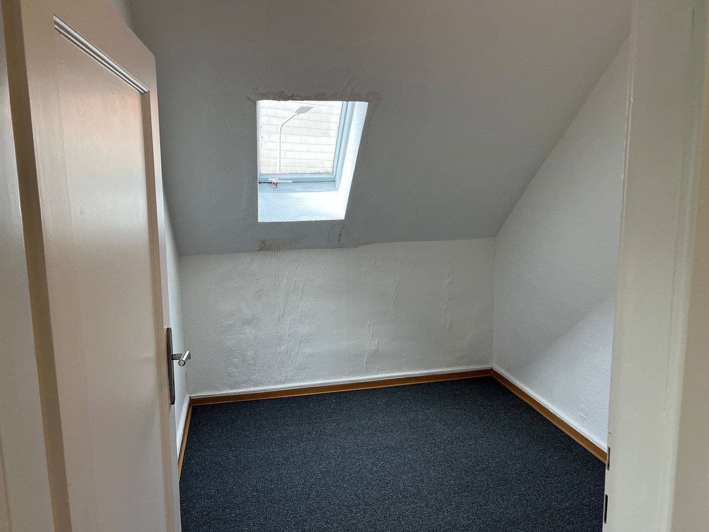 Prodej domu 209 m², pozemek 695 m², Hinter den Höfen 1, Wunstorf, Dolní Sasko Prodej domu 209 m², pozemek 695 m², Hinter den Höfen 1, Wunstorf, Dolní Sasko