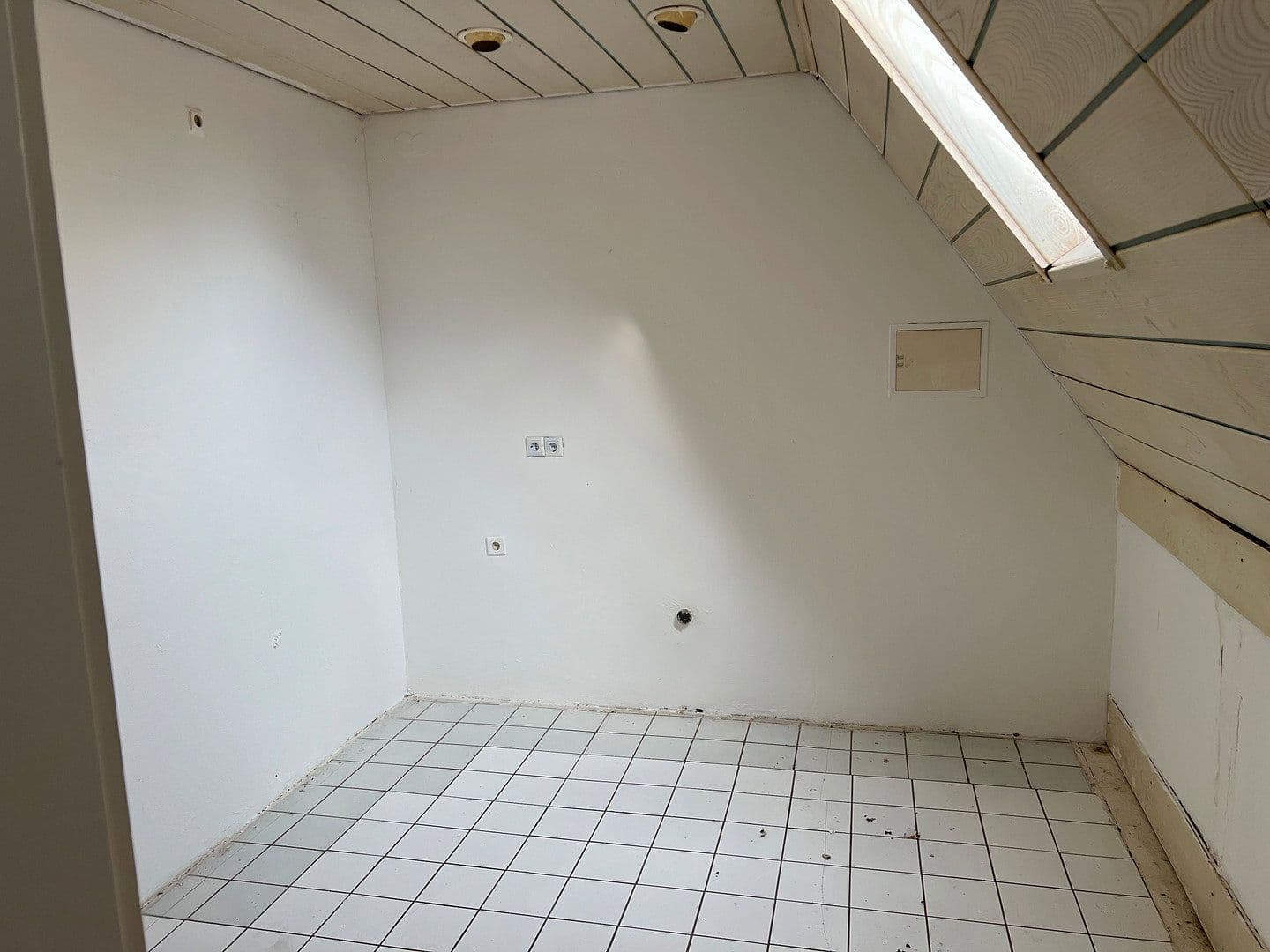 Prodej domu 209 m², pozemek 695 m², Hinter den Höfen 1, Wunstorf, Dolní Sasko Prodej domu 209 m², pozemek 695 m², Hinter den Höfen 1, Wunstorf, Dolní Sasko