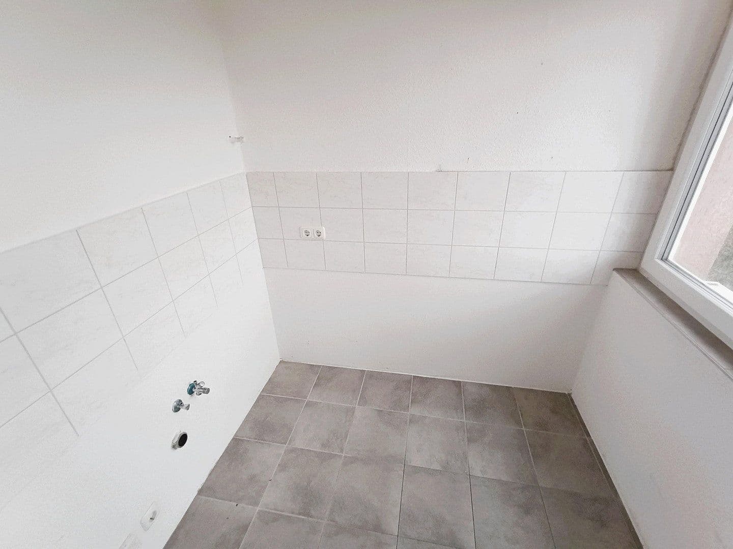 Pronájem bytu 1+1 36 m², Bahnhofstr. 19-21, Castrop-Rauxel, Severní Porýní-Vestfálsko Pronájem bytu 1+1 36 m², Bahnhofstr. 19-21, Castrop-Rauxel, Severní Porýní-Vestfálsko